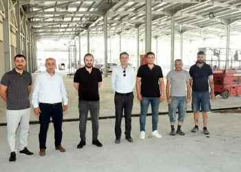 Yenişehir Kapalı Pazar yeri gün sayıyor
