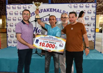 Dama turnuvasında ödül İstanbul’a gitti