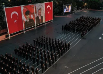 Bursa’da 349 öğrenci için mezuniyet töreni