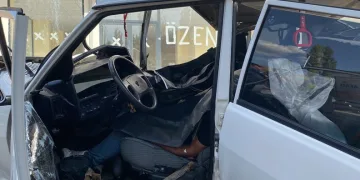 Nişanlı çift kazada hayatını kaybetti