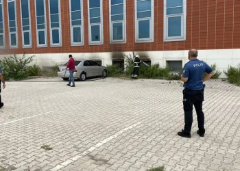 İskenderun Adliyesi’nde yangın