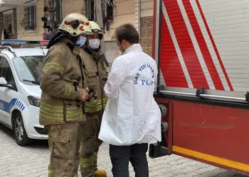 Kokuların geldiği evinde cesedi bulundu