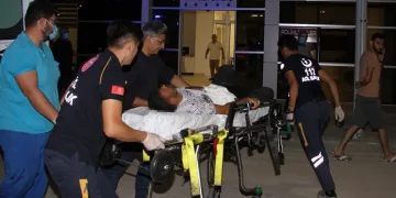 Manisa’da düğünde kavga: 2’si ağır 11 yaralı