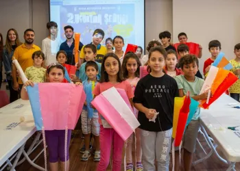 Bursa’da çocuklar uçurtma şenliğine hazırlanıyor