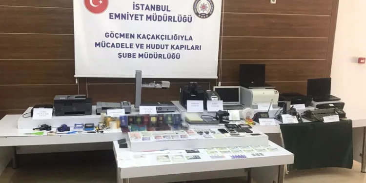 Sahte belge düzenleyen şebekeye operasyon
