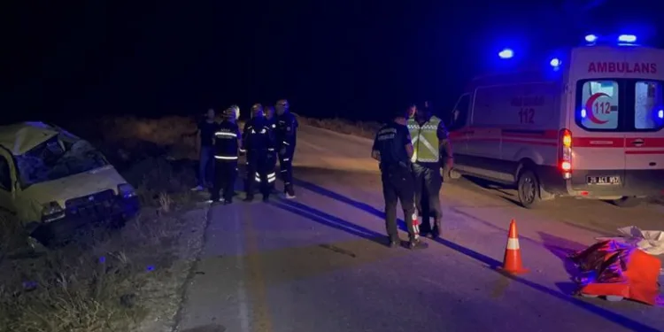 Eskişehir’de 2 araç çarpıştı: Ölü ve yaralılar var