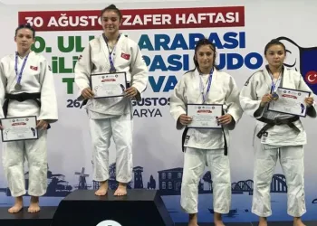 Valilik Kupası’nda zafer Osmangazi’nin