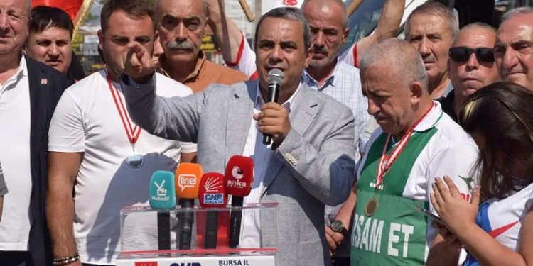 CHP Bursa’dan T2 hattı eleştirisi