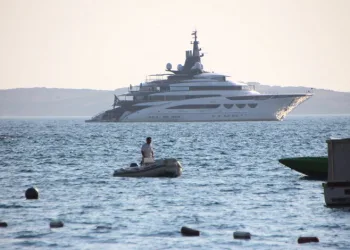 Jamaikalı milyarderin lüks yatı Bodrum’da