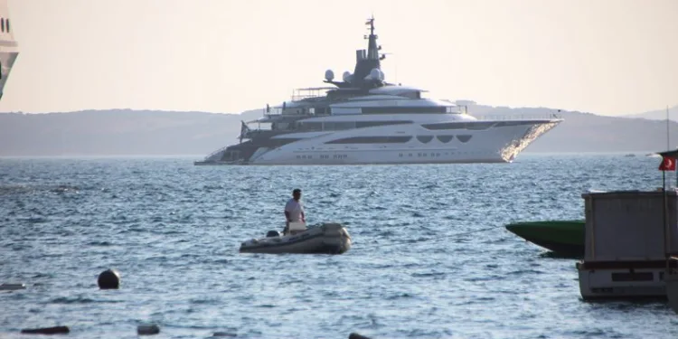Jamaikalı milyarderin lüks yatı Bodrum’da
