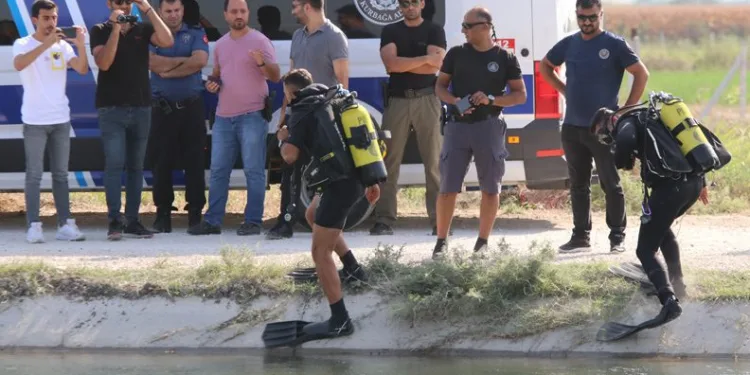 Sulama kanalına giren şahıs kayboldu