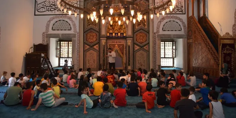 Bursa Yıldırım’da miniklere yaz okulu