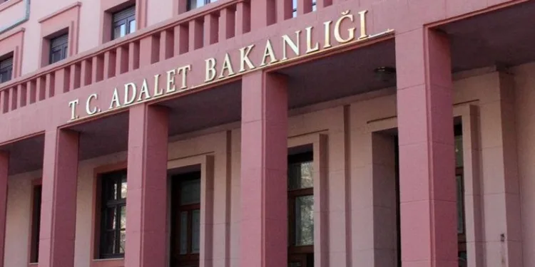 Bakanlık personeline 25 bin TL promosyon