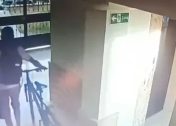 Bursa’da bisiklet hırsızının rahatlığı şaşırttı