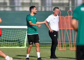 Bursaspor’da iletişime önem veriliyor