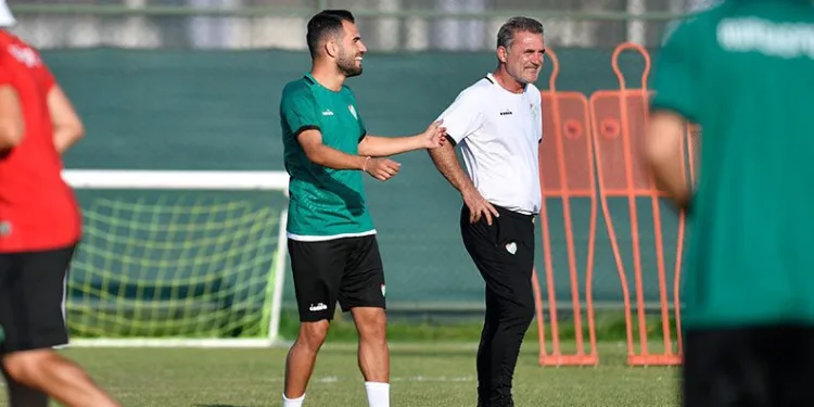 Bursaspor’da iletişime önem veriliyor