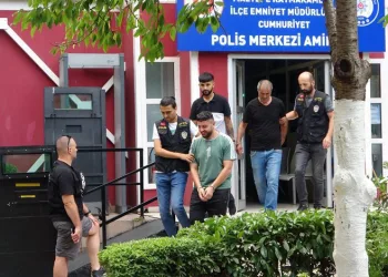 Taciz iddiası sonrası çıkan kavgada şüpheliler adliyede