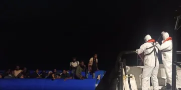 İzmir açıklarında düzensiz göçmen hareketliliği