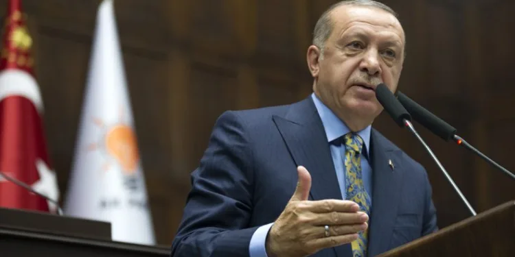 AK Parti’de kritik toplantı!