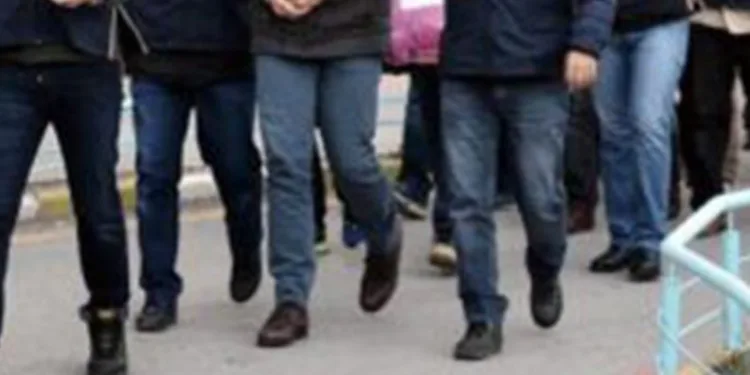İstanbul’da FETÖ operasyonu : 11 şüpheli yakalandı