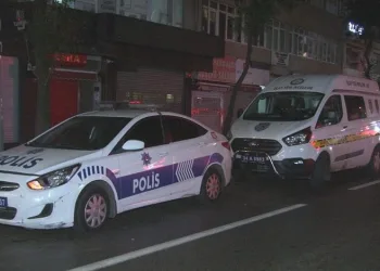 Yaşadığı dairede ölü bulundu