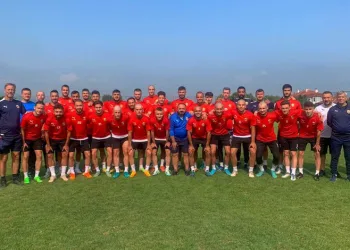 İnegölspor’un Bolu kampı başladı