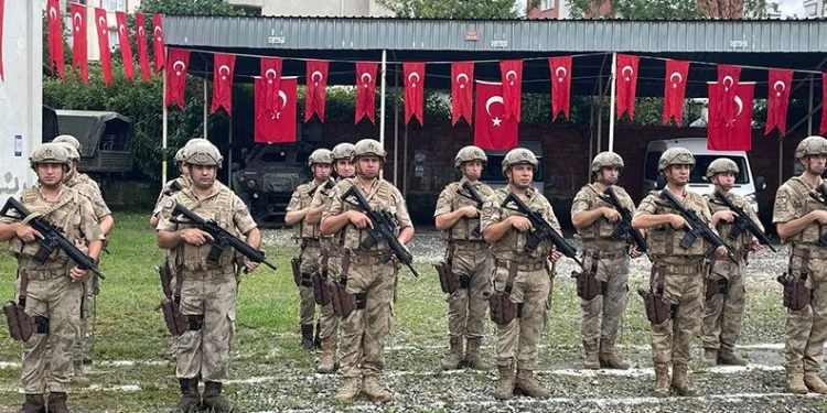 120 komando dualarla Suriye’ye uğurlandı