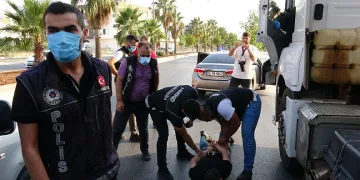 Mersin’de bir tırda 105 kilo uyuşturucu ele geçirildi
