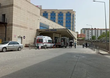 Siirt’te tarım aracı devrildi: 5 yaralı