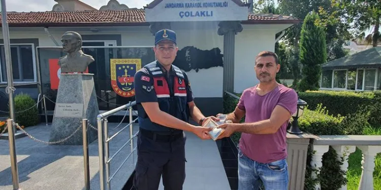 Kan izleri hırsızı ele verdi