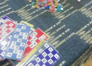 İzmir’de kumar operasyonunda 41 kişiye ceza