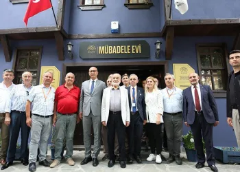 Temel Karamollaoğlu’ndan Mübadele Evi’ne ziyaret