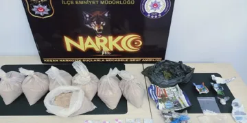 Edirne’de kömürlükten kilolarca uyuşturucu çıktı