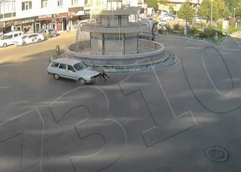Kütahya’da yaya geçidini kullanmayan kadına otomobil çarptı