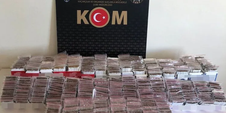 Sivas’ta 640 paket gümrük kaçağı sigara ele geçirildi