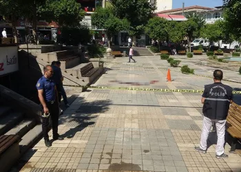 Malatya’da alkollü arkadaşların kavgası kanlı bitti