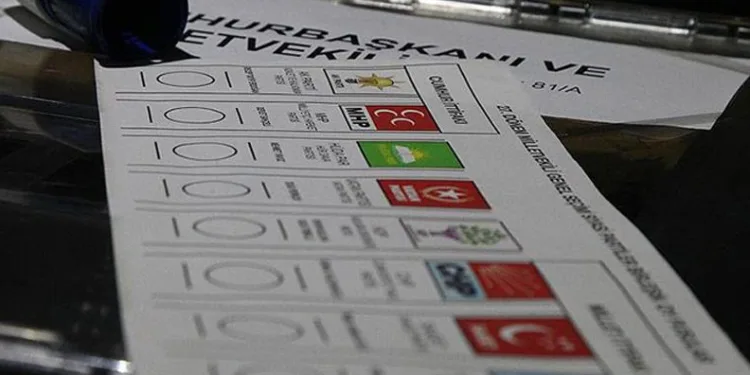 Yeni bir siyasi parti kuruluyor