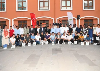 Uluslararası öğrenciler başarıları ile gururlandırıyor