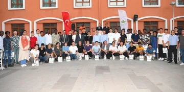 Uluslararası öğrenciler başarıları ile gururlandırıyor