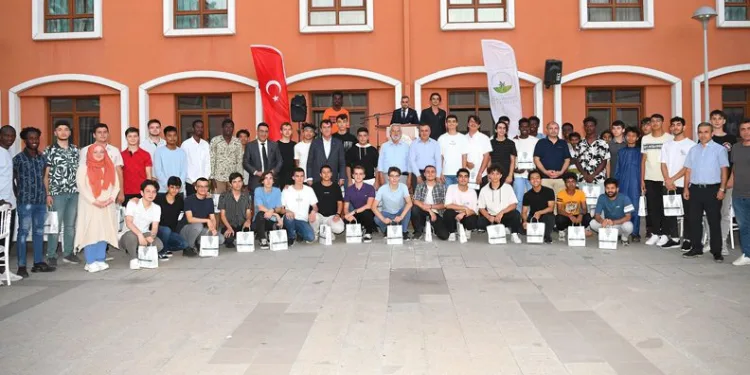 Uluslararası öğrenciler başarıları ile gururlandırıyor