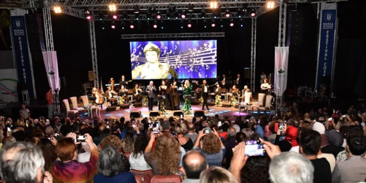 Zeki Müren’e Osmangazi’de vefa gecesi