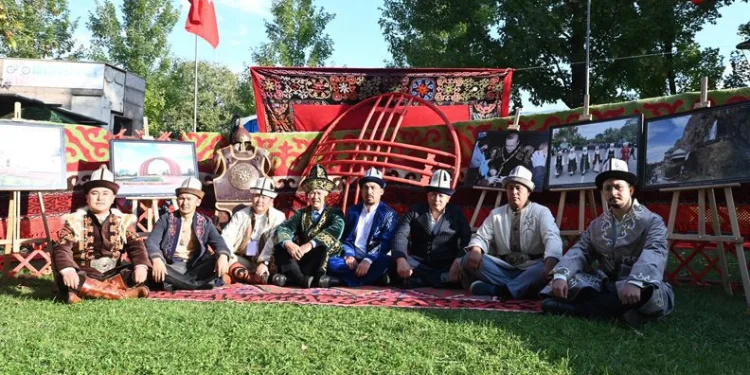 Bursa’dan Guinness’e ‘Manas Destanı’