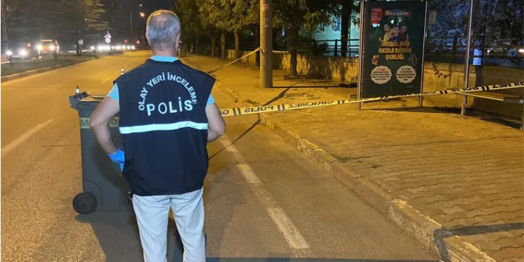 Bursa’da otobüs durağında kadın cinayeti