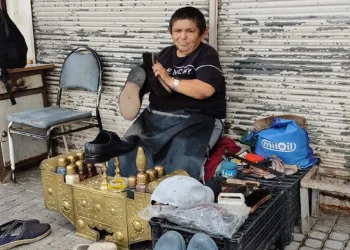 Bursa’da 49 yıldır işini ustalıkla yapıyor