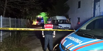 Fabrika bahçesinde ölü bulundu
