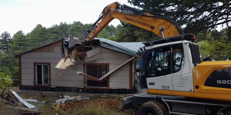 Osmangazi’de kaçak yapı mücadelesi sürüyor