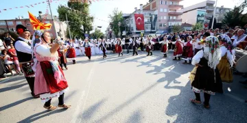 Bursa’da Altın Biber Festivaline yoğun ilgi