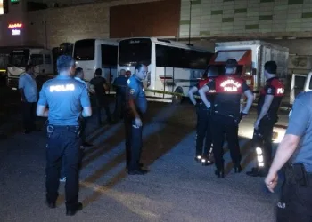 Otoparkta bıçaklanmış bulundu, hastanede öldü