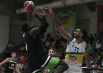 Frutti Extra Cup: Bursaspor 81-78 Manisa Büyükşehir Belediyespor