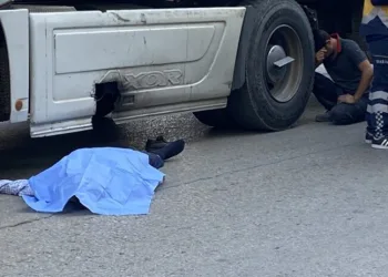 Bursa’da TIR’ın altında kalan adam öldü